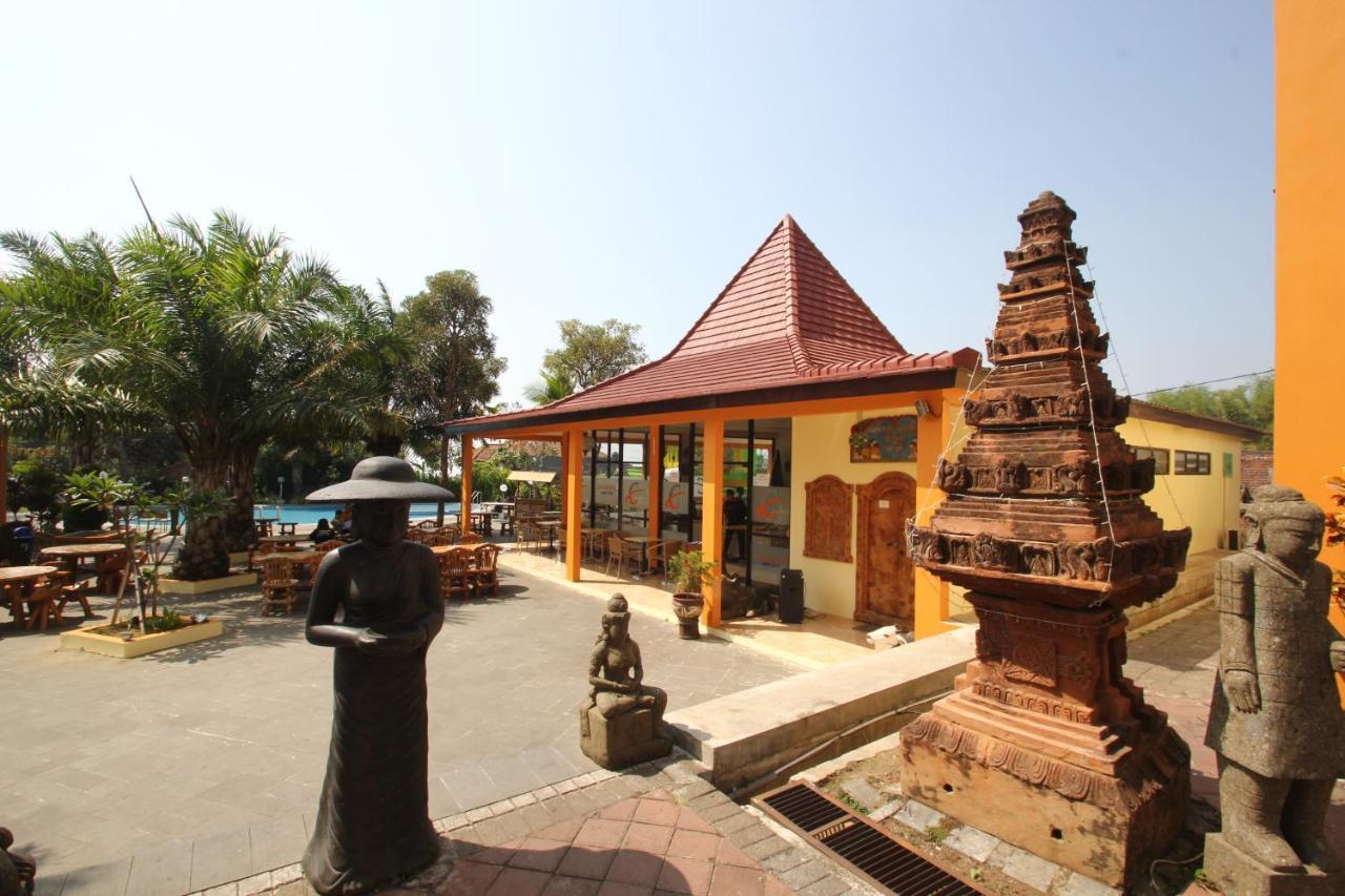 Ciptaningati Hotel Batu  Exteriér fotografie
