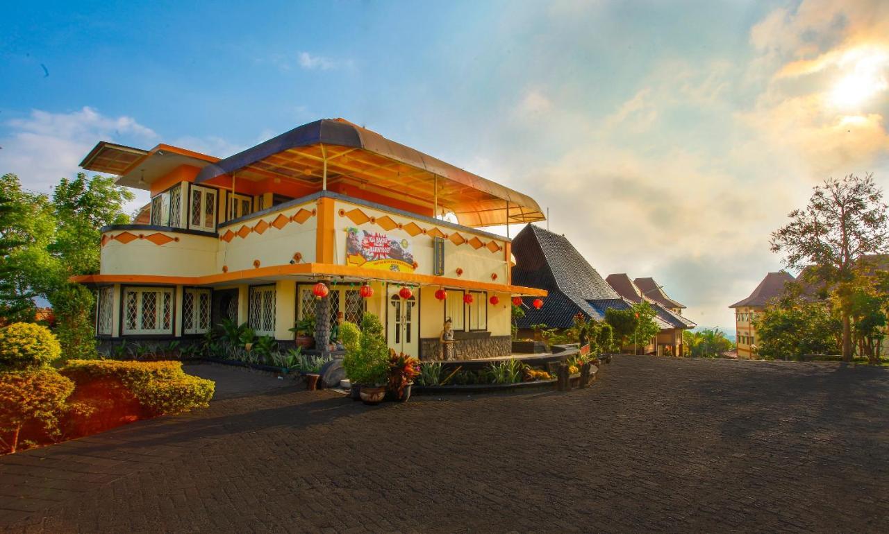 Ciptaningati Hotel Batu  Exteriér fotografie